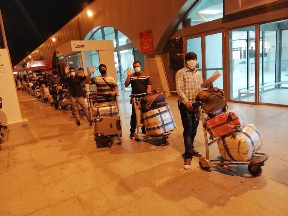 विदेशबाट २० हजारभन्दा बढि नेपाली स्वदेश  फर्किए