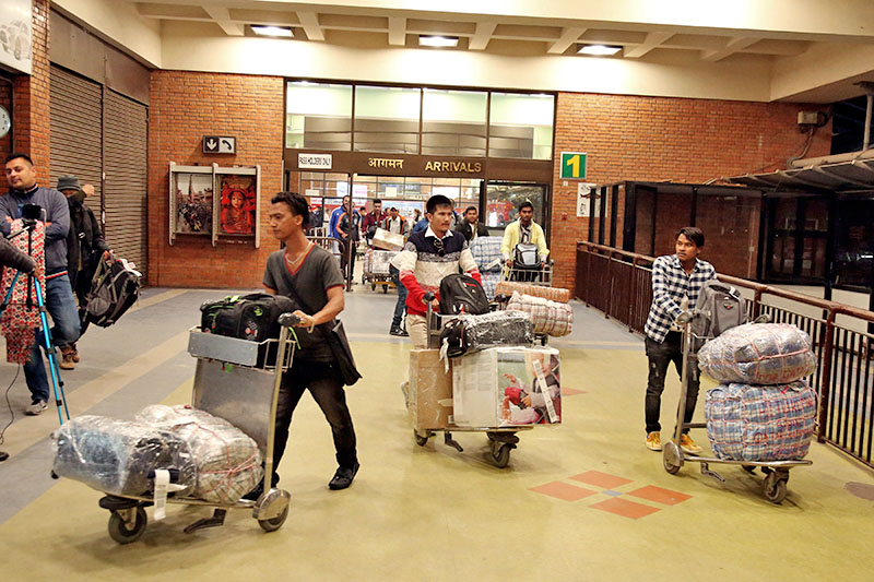 विदेशमा खर्च नभएका नेपालीहरुको स्वदेश फर्कनकाे लागि हुने प्रक्रिया