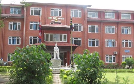 नेपाल प्रहरीको महाराजगञ्जस्थित अस्पतालमा दुई डीआईजीमा कोरोना सङ्क्रमण