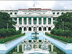 उपत्यकामा भाइरसको जोखिम बढेपछी मुख्य प्रशासनिक केन्द्र सिंहदरबार प्रवेशमा कडाई