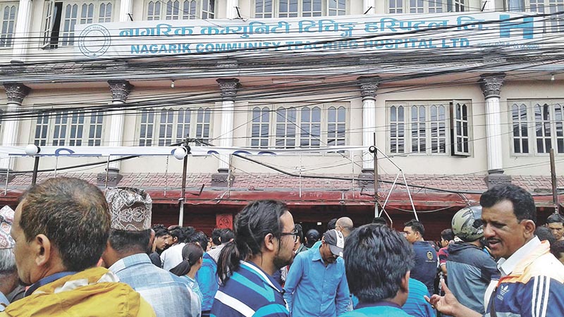 मध्यपुरथिमिमा कोरोना संक्रमितको मृत्यु, नागरिक अस्पताल बन्द