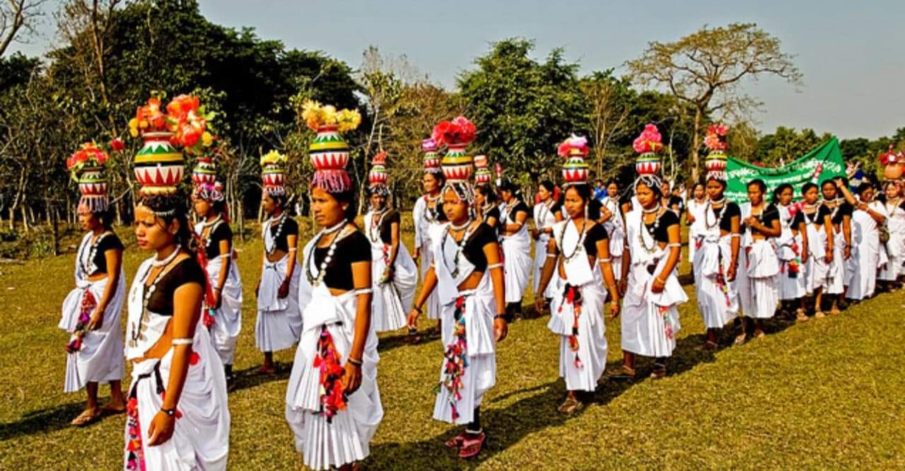 दाङमा थारू जातिको महान् पर्व माघीको रौनक