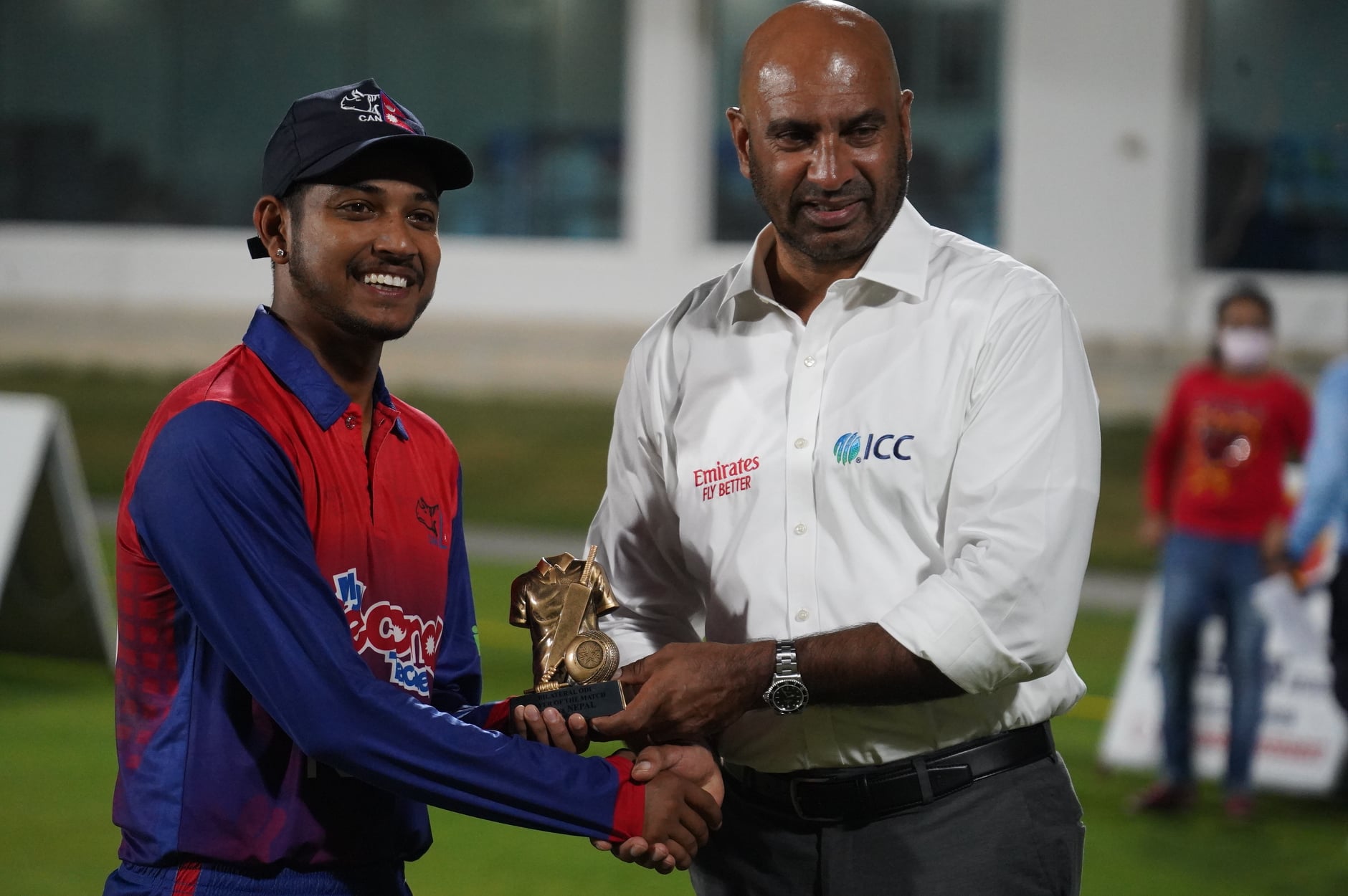 ओडिआई क्रिकेट: लेगस्पिनर सन्दीप लामिछानेले बनाए विश्व कीर्तिमान