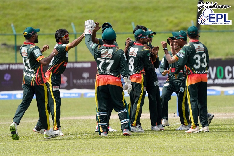 ईपीएल: पोखरालाई ९ विकेटले हराउँदै चितवन फाइनलमा प्रवेश