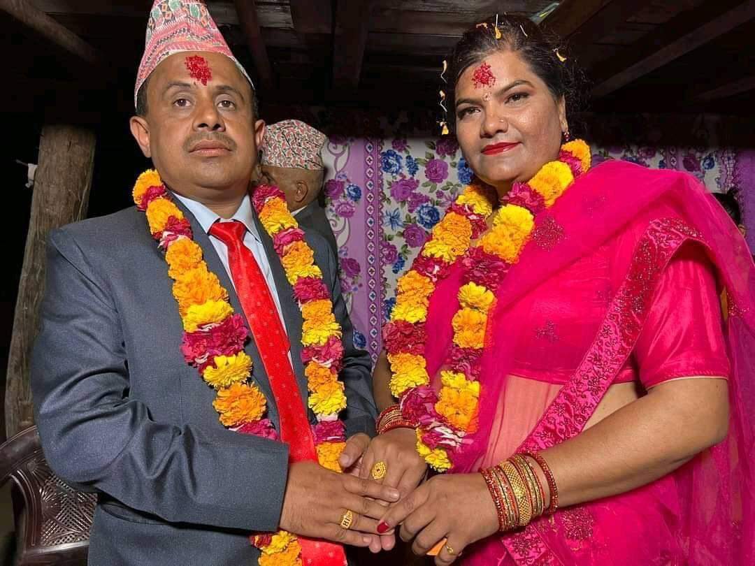 मुकुन्द घिमिरेकाे सरप्राइज : इन्दिरासँग गरे इङ्गेजमेन्ट
