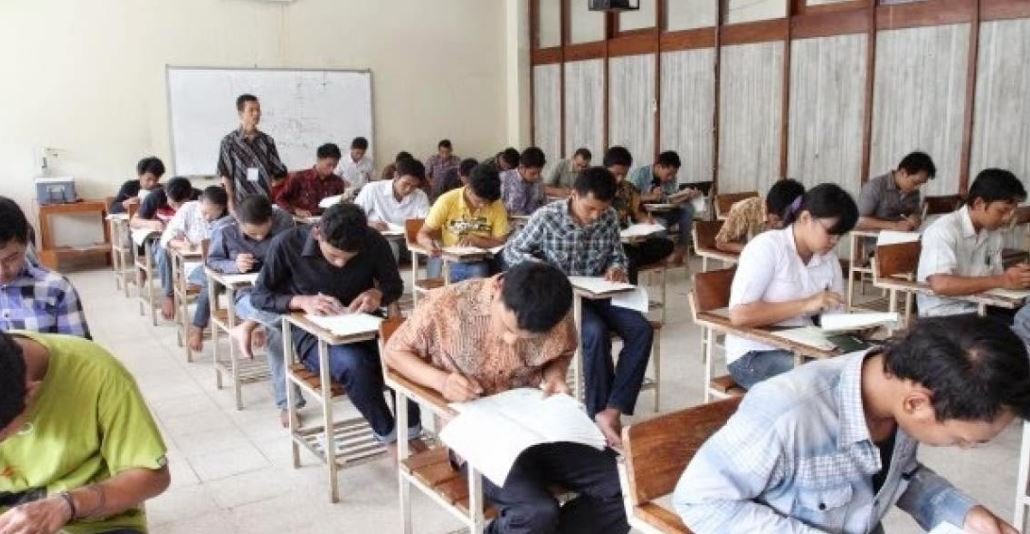 दुई वर्षदेखि भाषा परीक्षा अस्तव्यस्त