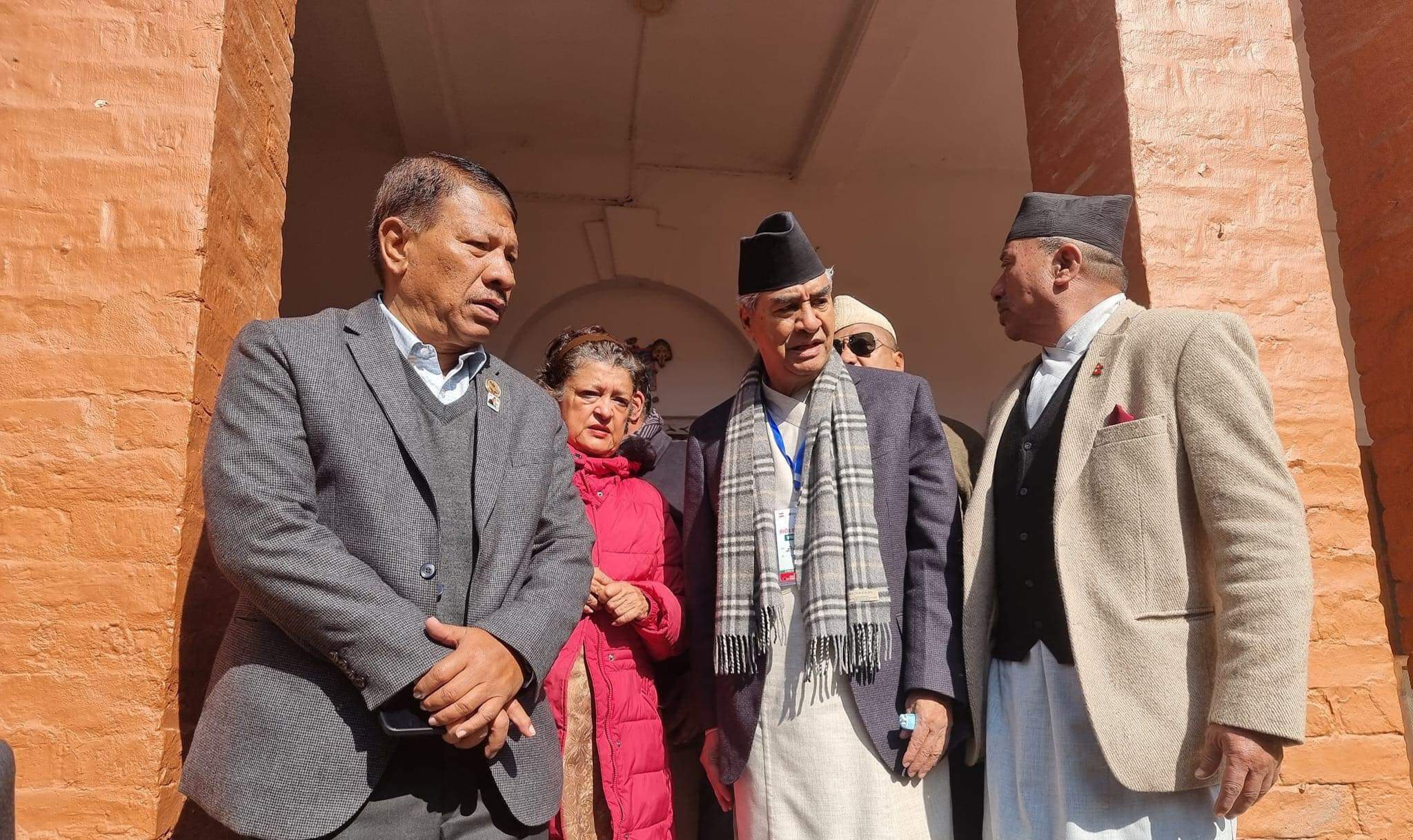 दोस्रो चरणको चुनावमा प्रकाशमानले देउवालाई समर्थन गर्ने
