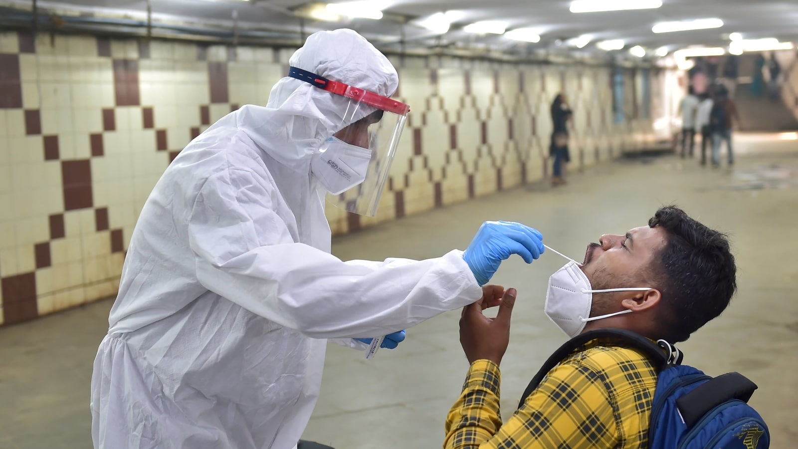 भारतमा एकैदिन झण्डै दुई लाखमा कोरोना पुष्टि, संक्रमितको संख्या साढे ३ करोड नाघ्यो