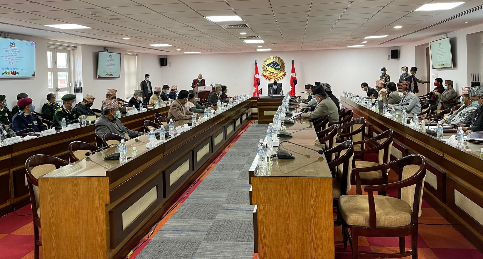 ओमिक्रन बढेपछि सीमामा कडाई,उडान स्थगित हुनसक्ने