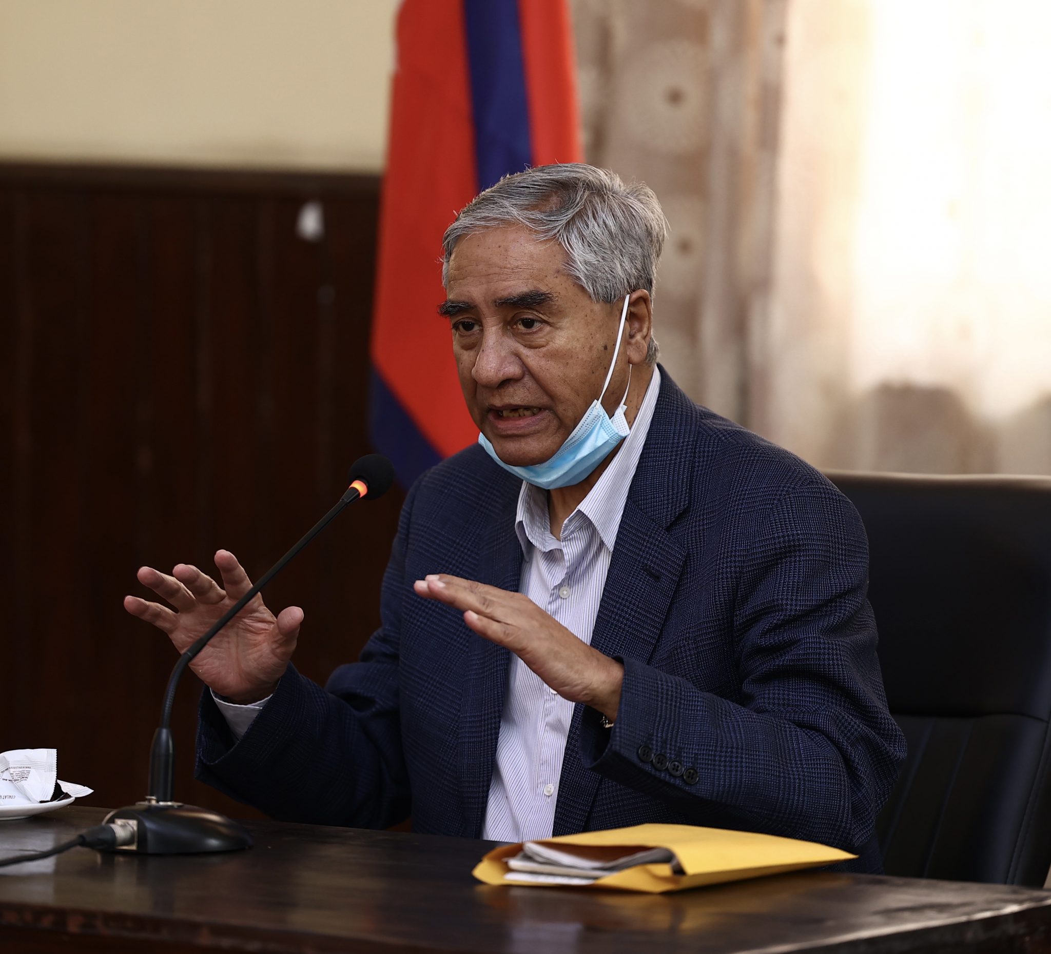 वैशाखमा स्थानीय तहको निर्वाचन गर्न देउवालाई दबाब