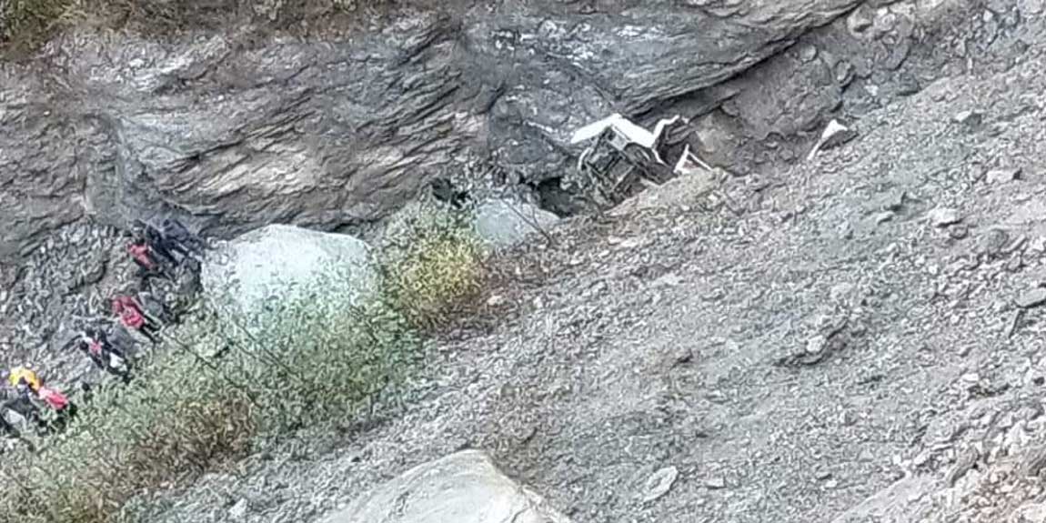 प्यूठानमा बेहुली लिएर फर्कदै गरेको जीप दुर्घटना हुँदा ८ जनाको मृत्यु, ५ घाइते