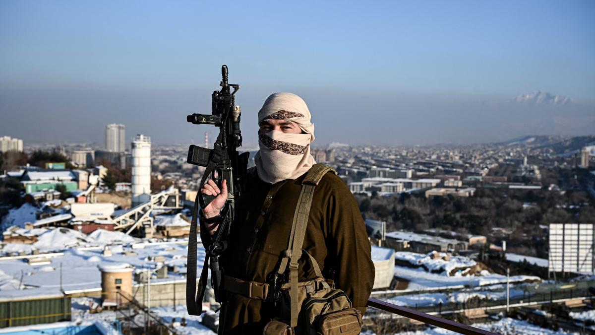 काबुलमा तालिबानद्वारा अधिकारकर्मीसहित तीन बहिनी गिरफ्तार