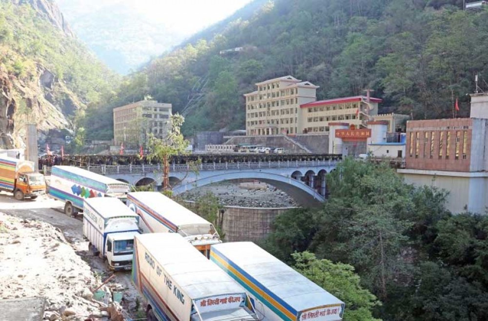 अझै पुर्ण रुपमा खुलेन चिनसँगको नाका