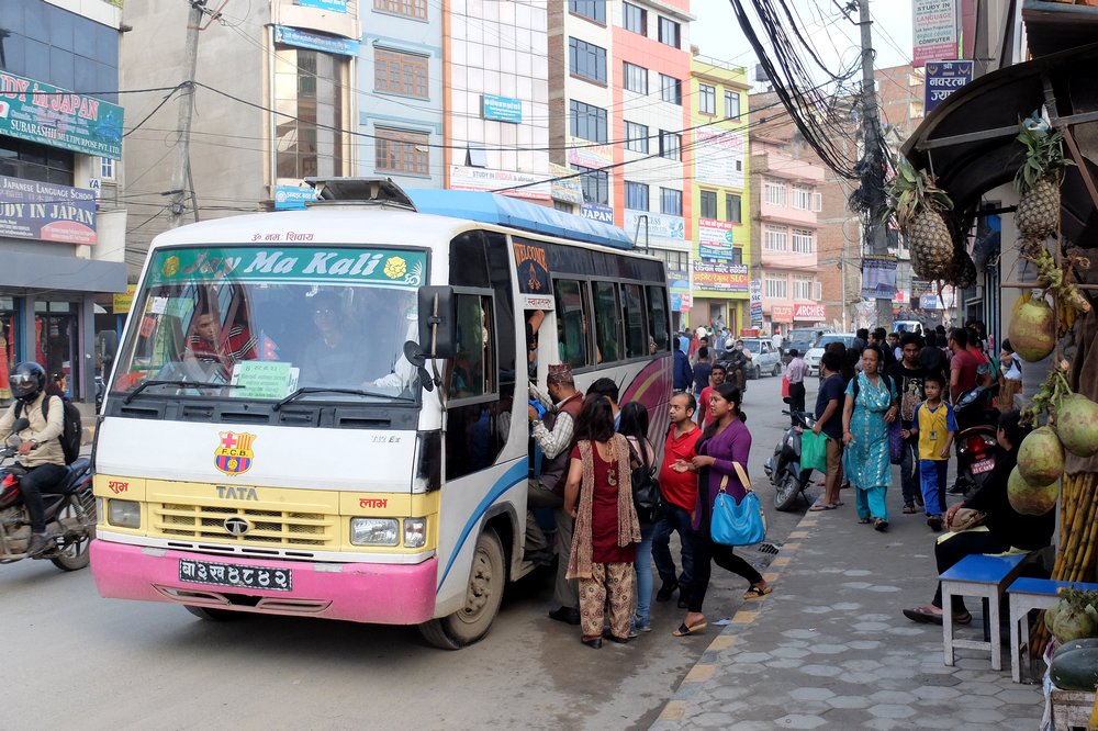 सवारीसाधनमा बढेको भाडादर आजबाटलागू : यस्तो छ सुची