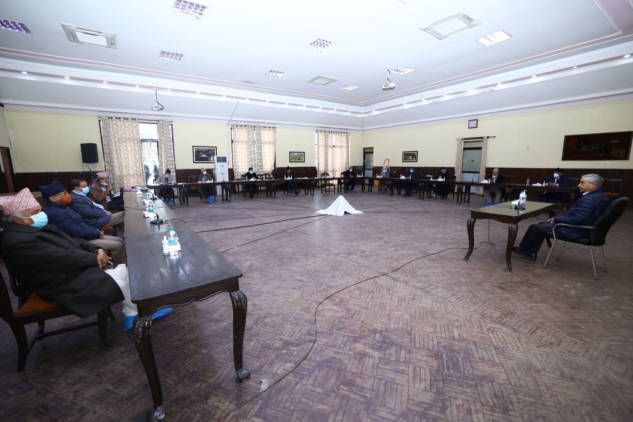 सत्ता गठबन्धनको बैठक महानगर र उपमहानगरको सिट बाँडफाँटमा केन्द्रित