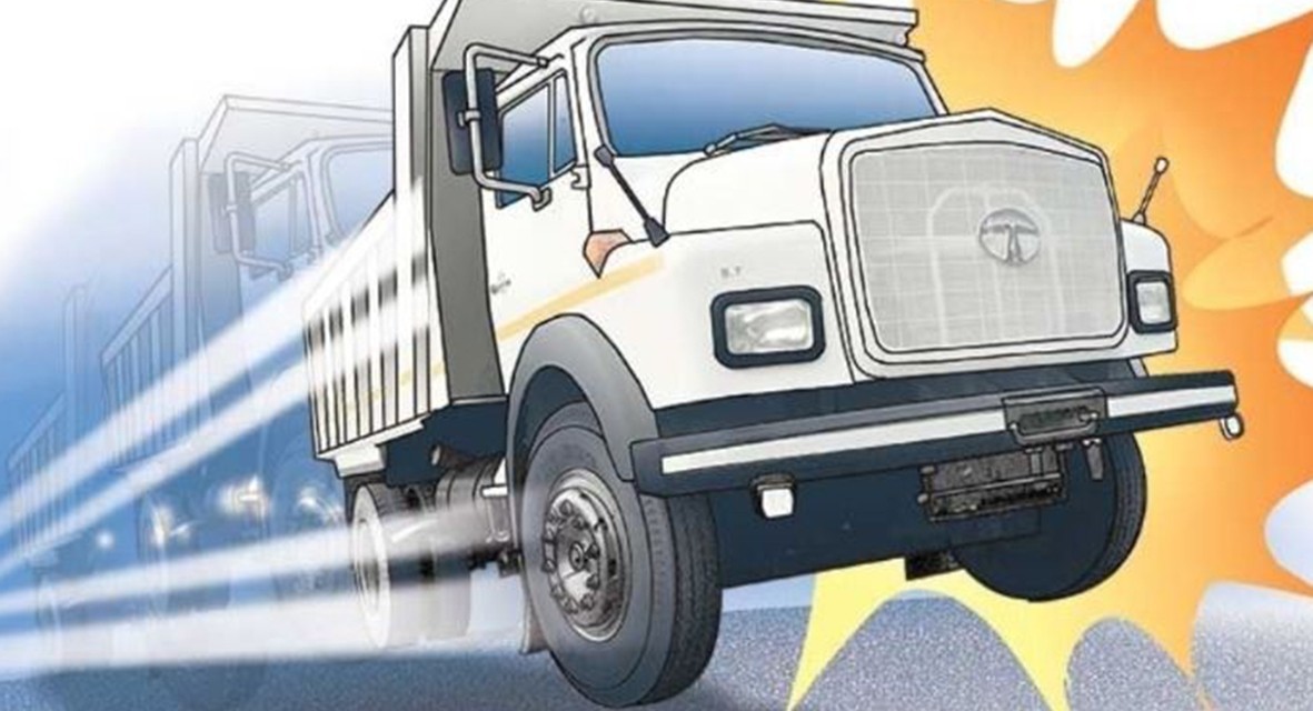 चालक निन्द्रमा: ट्रक अनियन्त्रित भइ दुर्घटना हुँदा ४ जनाको घटनास्थलमै मृत्यु