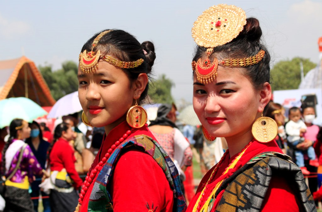 आज किराँत राई समुदायले मनाउने उँभौली पर्व