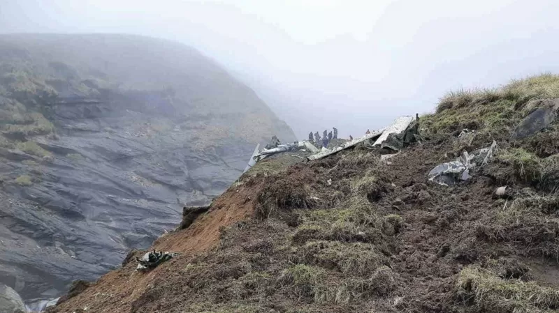 दुर्घटनाग्रस्त तारा विमानको ब्ल्याक बक्स फेला, भग्नावशेषबाट ‘काटेर निकालियो’