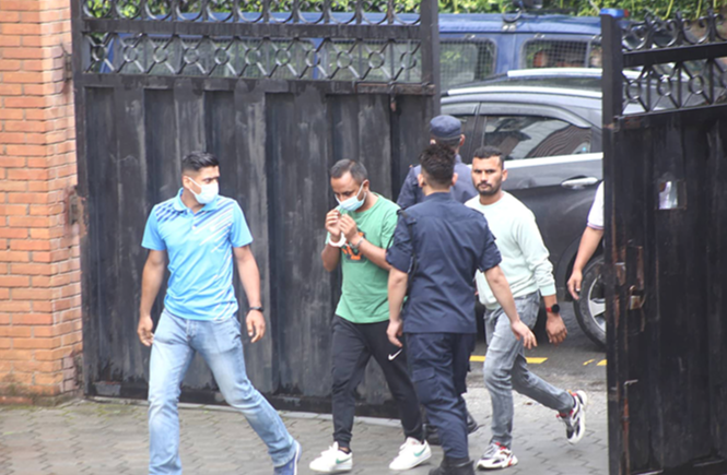 मनोज पाण्डेलाई ५ दिन हिरासतमा राखेर अनुसन्धान गर्न अनुमति