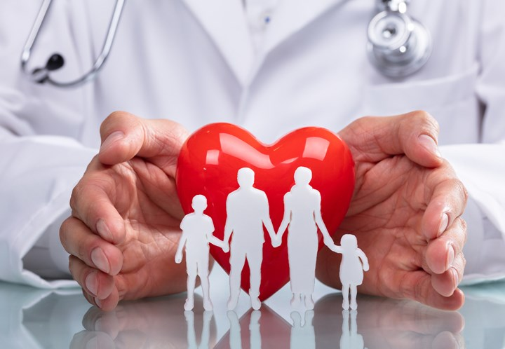 अस्पतालहरू स्वास्थ्य बीमा कार्यक्रम धमाधम बन्द गर्दै