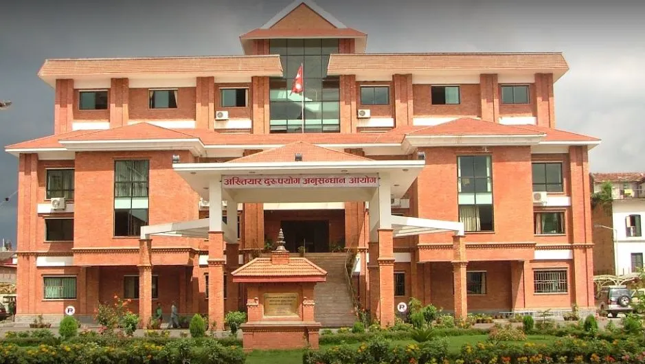 चार मन्त्रीका पिए बनेका सुब्बाले चार वर्षमै ६ करोड कसरी कमाए ?