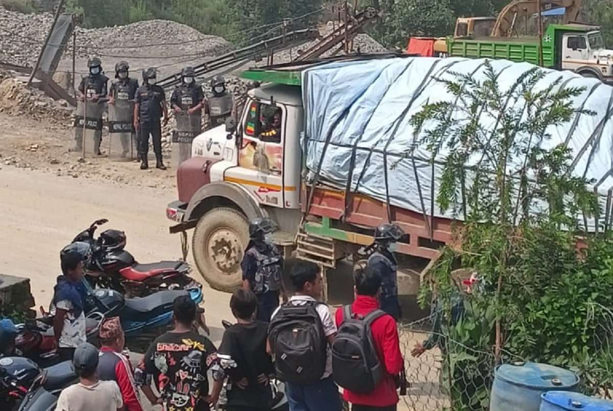 स्थानीयको अवरोधका कारण फोहर व्यवस्थापन हुन सकेन