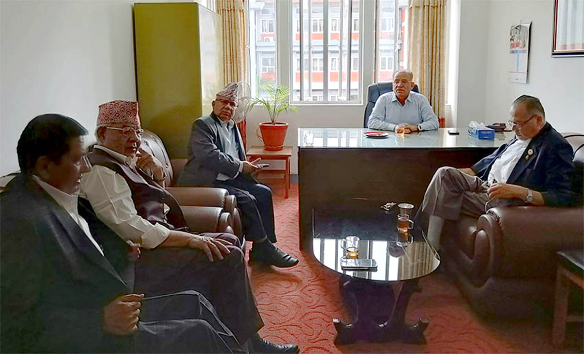 तीन दलको निर्णयः गठबन्धन कायम राख्दै विचार मिल्नेसँग एकता गर्ने