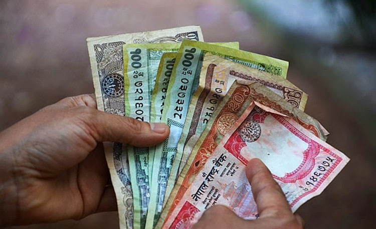 नेपाली रुपैयाँ इतिहासकै कमजोर