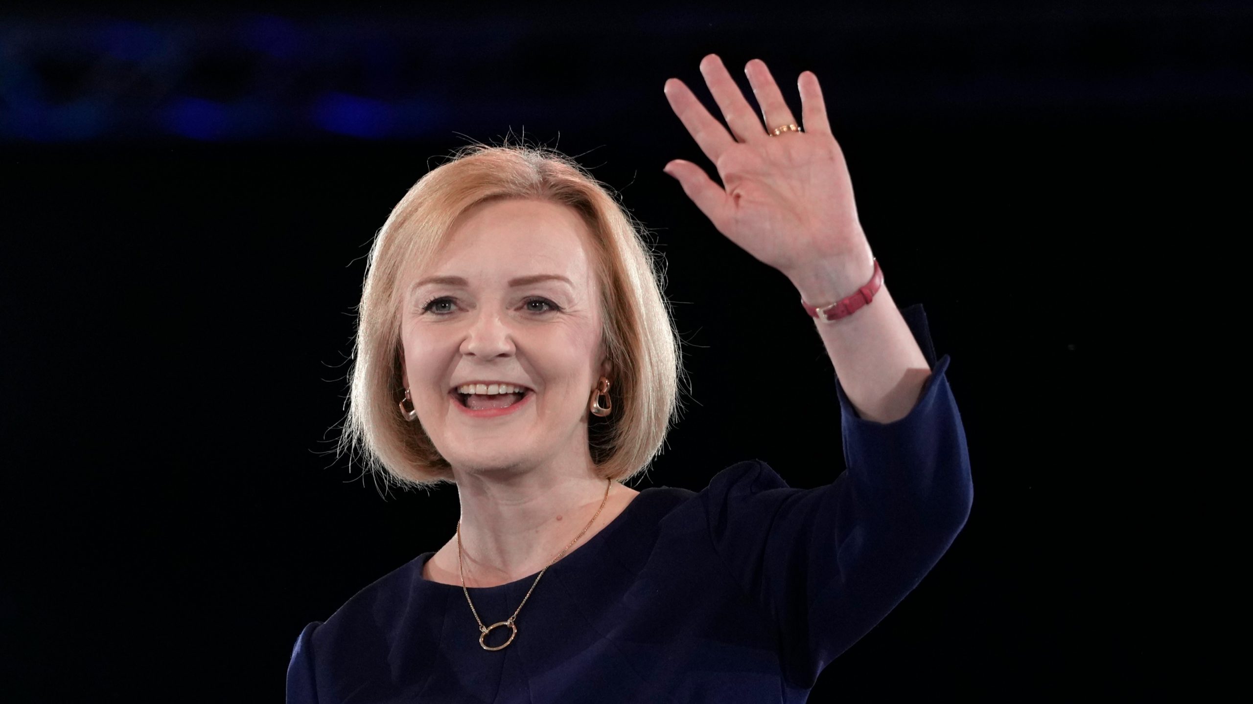 बेलायतको कन्जरभेटिभ पार्टीकी नेतृ लिज ट्रस तेस्रो महिला प्रधानमन्त्री बन्दै