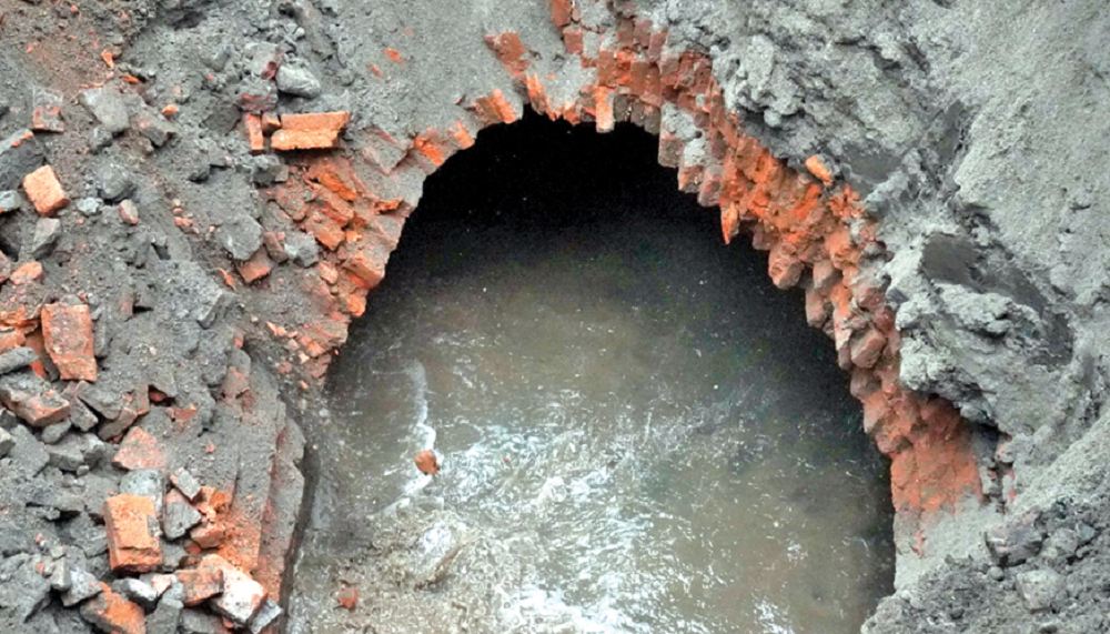 काठमाडौं महानगरलाई भत्काउने काम रोक्न अदालतको एकै दिन २२ पत्र