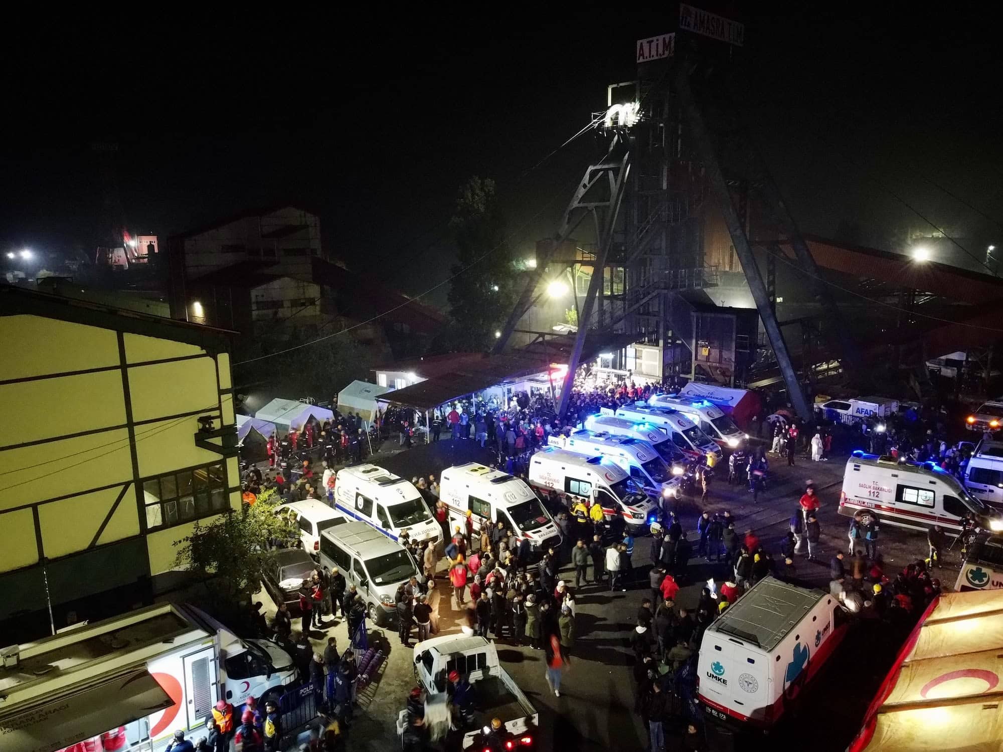 टर्कीको एक कोइला खानीमा विष्फोट हुँदा २५ जनाको मृत्यु