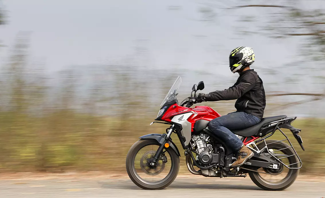 मोटरसाइकलमा सल बेरिँदा तनहुँका एक महिलाको बायाँ हात चुँडिए