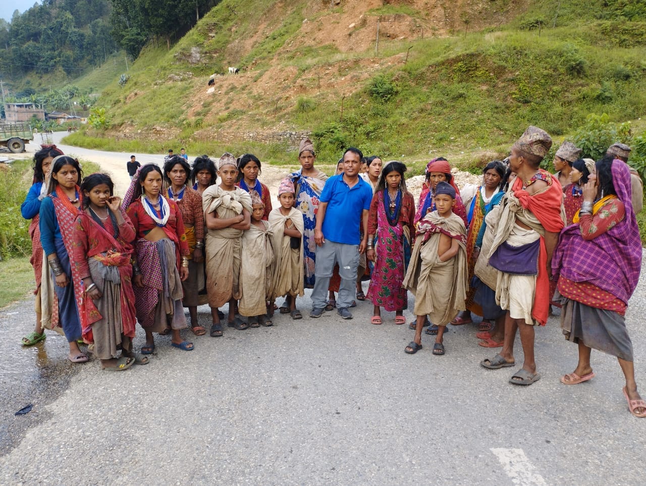 राउटे बस्तीमा दसैँको रौनक