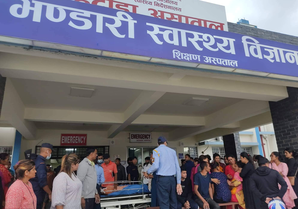 बारामा बस दुर्घटना,१६ जनाको मृत्यु ९ को सनाखत