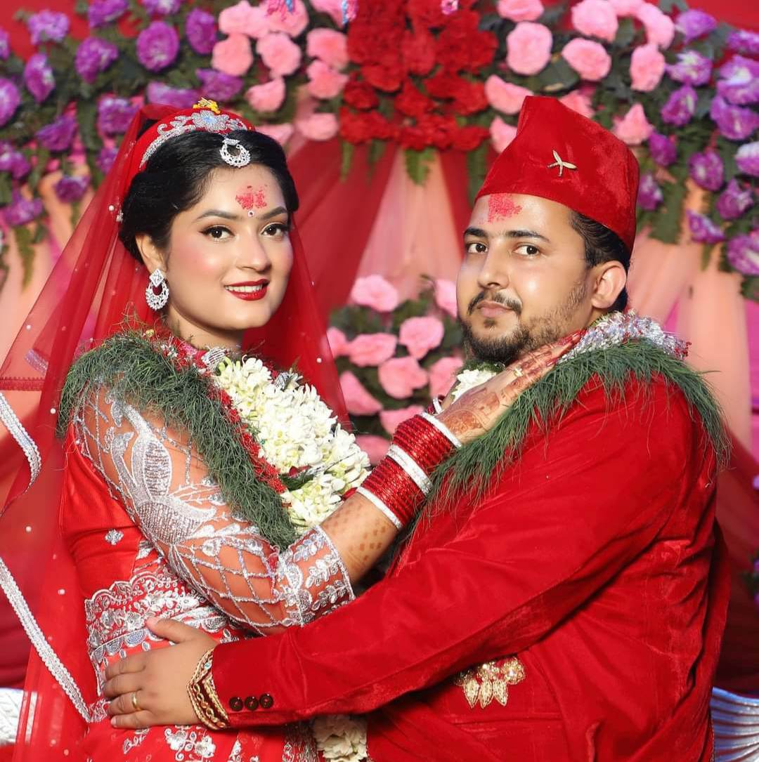 बिवाह बन्धनमा बाधिए सामाजिक अभियान्ता सृजन अधिकारी ( फाेटाे फिचर )