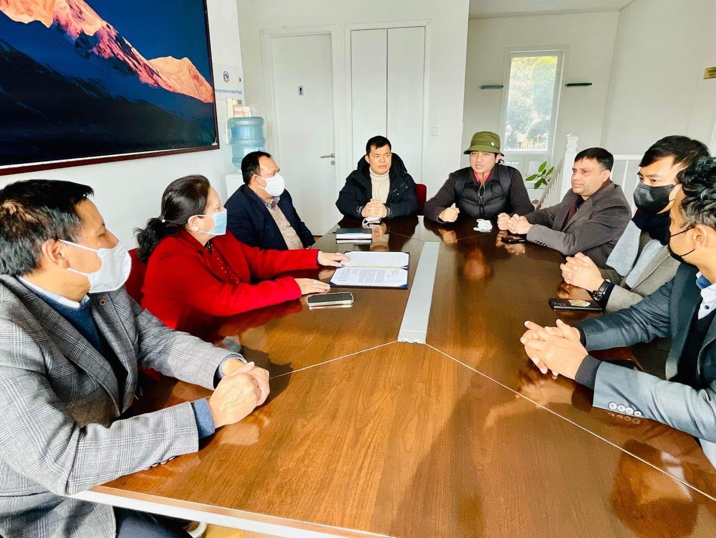 कोरियाबाट शव लैजान लाग्ने सम्पूर्ण खर्च राज्यले व्यहोर्नुपर्ने माग राख्दै दूतावासलाई ज्ञापन पत्र