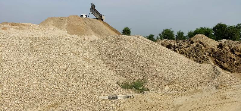 अबैध रुपमा सञ्चालनमा रहेका क्रसर उद्योगहरु धमाधम बन्द गर्दै गृह मन्त्रालय