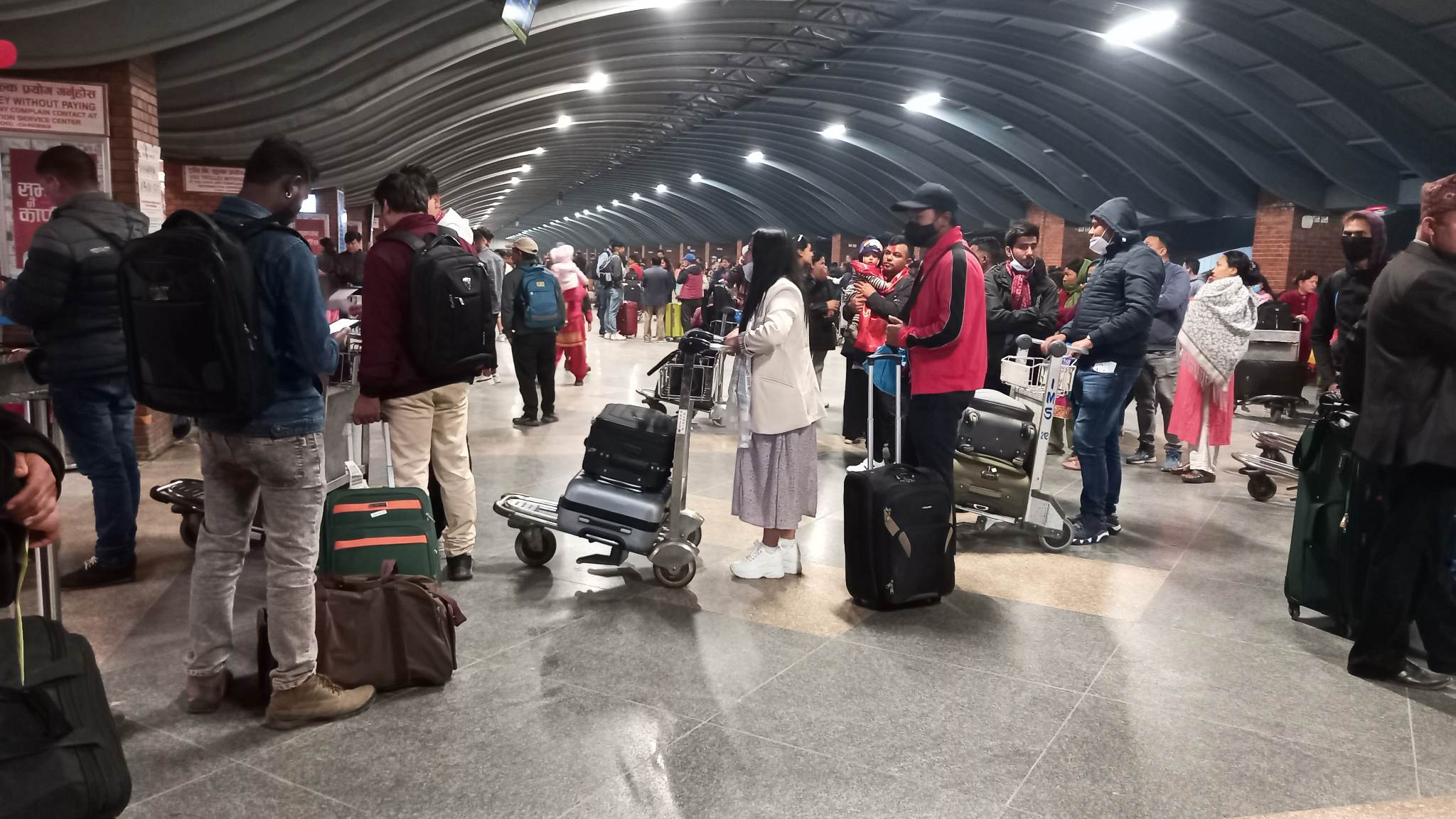 फागुन महिनामा मात्रै ६१ हजार युवाले लिए श्रम स्वीकृति