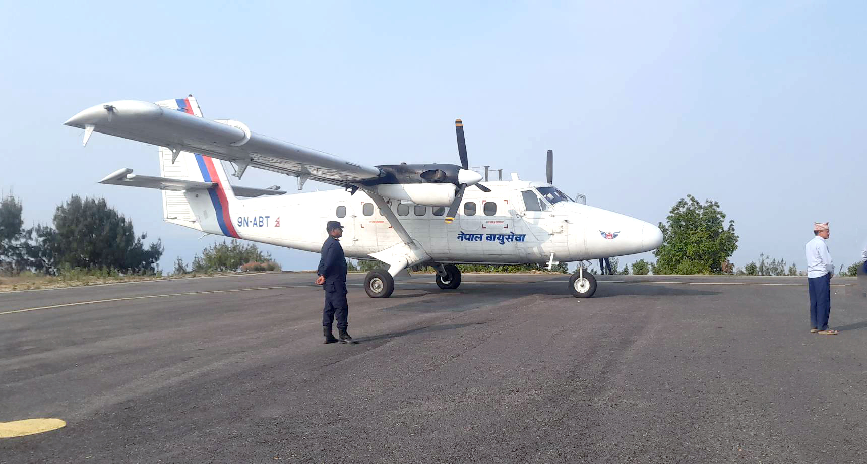 रेसुङ्गा विमानस्थलमा निगमको नाइन एन एबिटी कल साइन रहेको ट्‍वीनअटरले परीक्षण उडान गर्याे