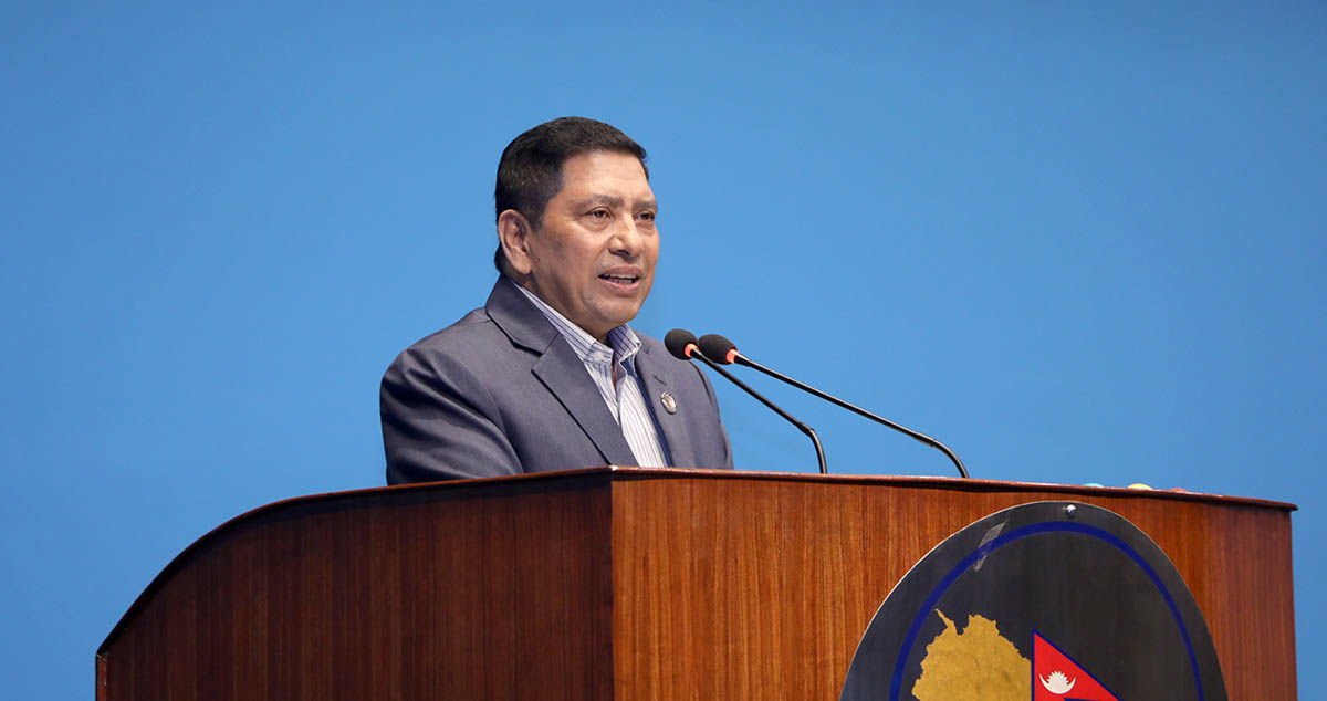 अराजक गतिविधिलाई सरकारले छुट दिन दिदैन : गृहमन्त्री श्रेष्ठ