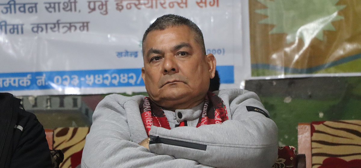 व्यवसायी दुर्गा प्रसाईंमाथि अभद्र व्यवहार