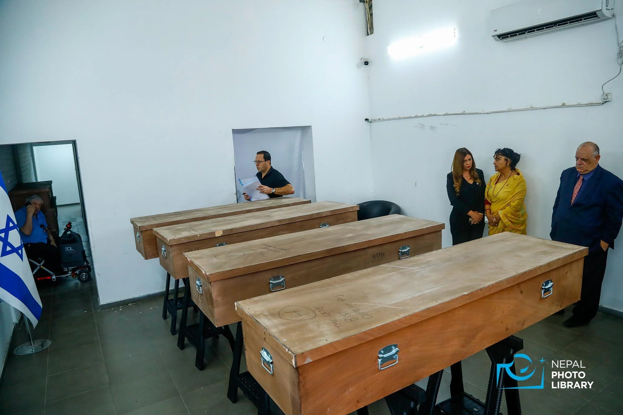 हमासको आक्रमणमा परी मृत्यु भएका १० नेपालीमध्ये चार जनाको शव आइतबार काठमाडौं आइपुग्ने