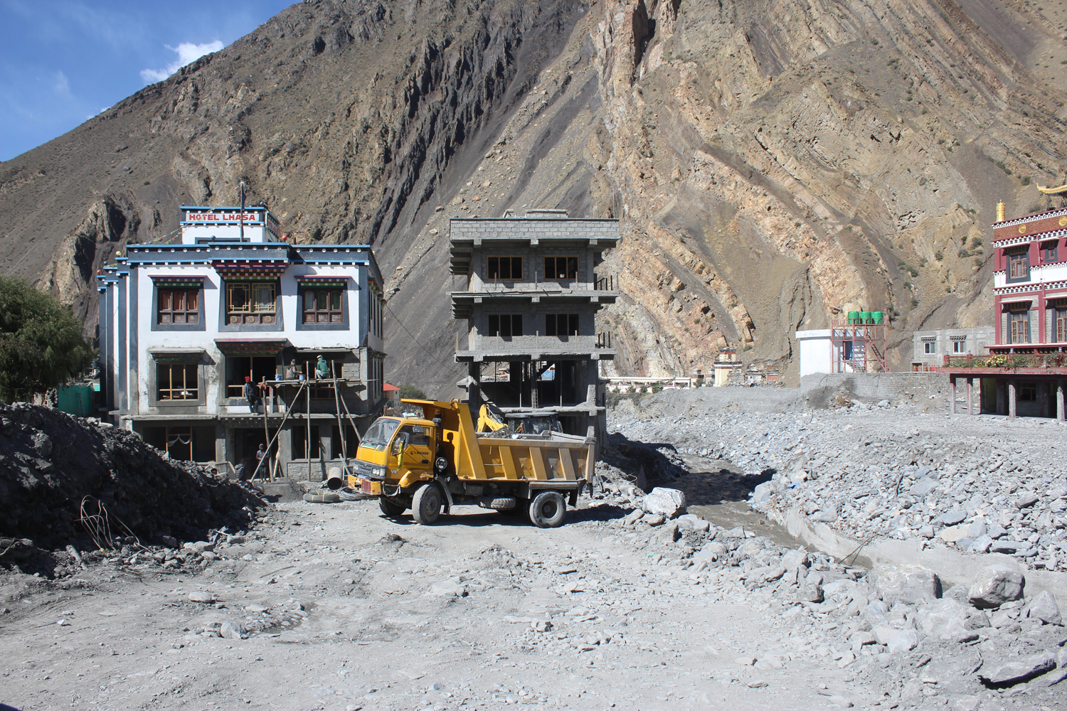 पुरानै लयमा फर्कदै कागबेनी