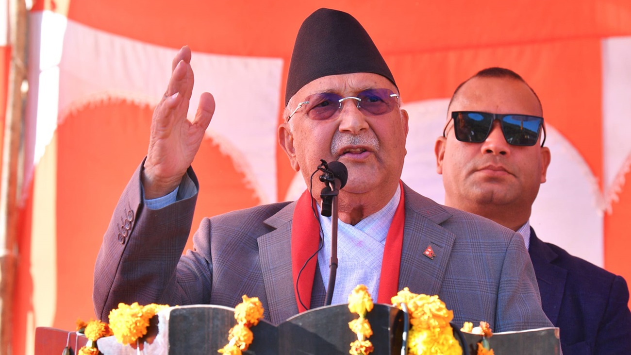 प्रचण्डलाई अध्यक्ष ओलीको कटाक्ष – छोरी,ज्वाइँ र नातिनातिनाको फलिफाप छ