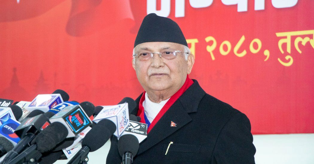 माधवकुमार नेपालले मान्छेलाई अल्मल्याइरहेका छन् : अध्यक्ष ओली