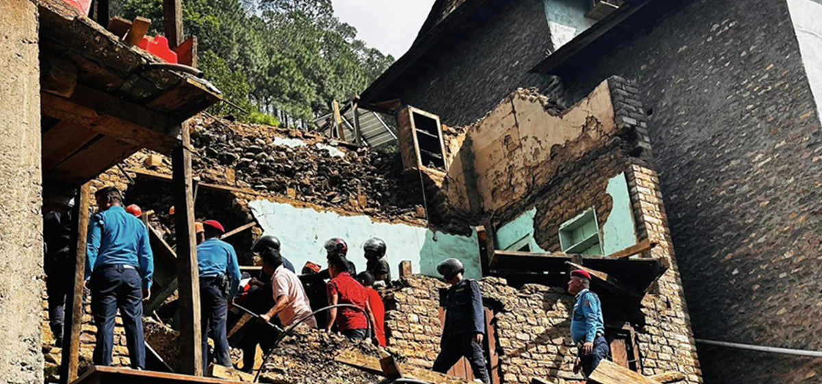 घर निर्माणका क्रममा एकको च्यापिएर मृत्यु, ११ जना घाइते